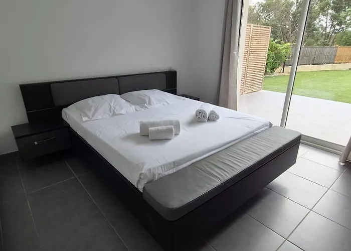 6 Pers Piscine Chauffee Campagne Vecchio *